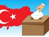 Yavuztürk Adaylar İçin Afiş Hazırlama